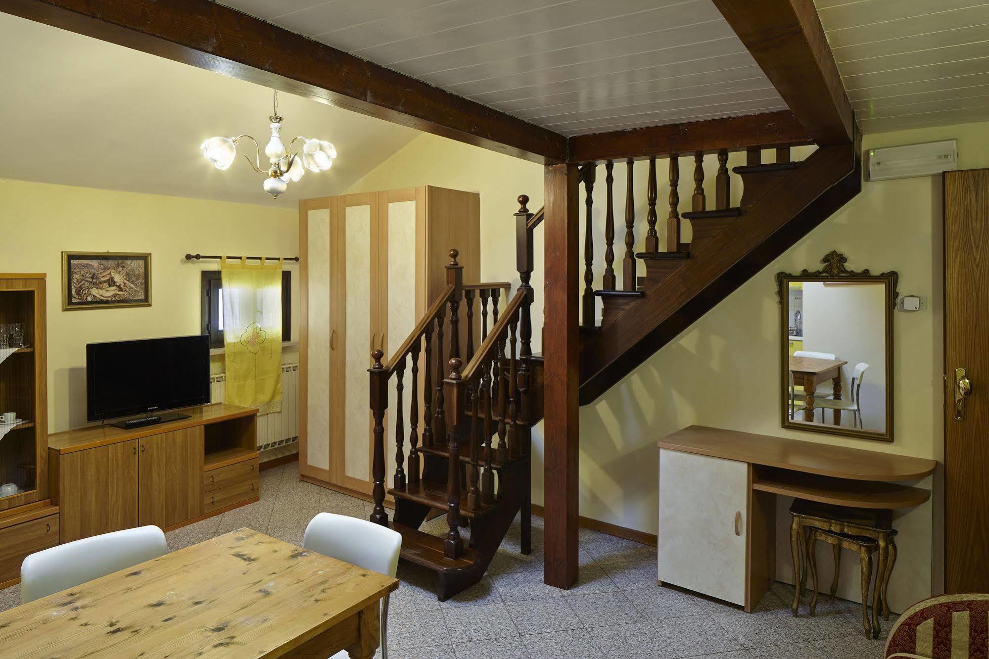 ראבנה Residence Cavour 63 מראה חיצוני תמונה