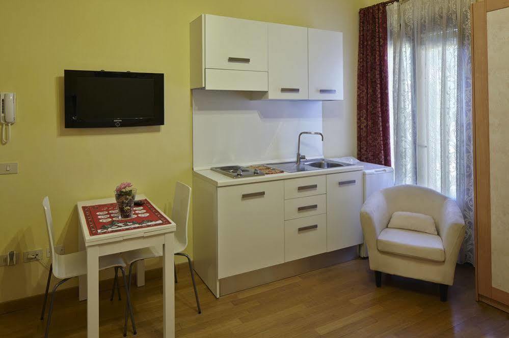 ראבנה Residence Cavour 63 מראה חיצוני תמונה